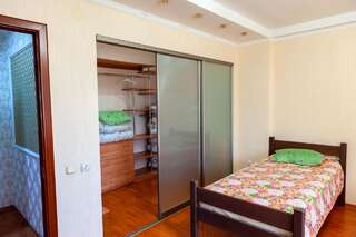 Хостелы Hostel Astana Нур-Султан Кровать в общем номере с 4 кроватями-4